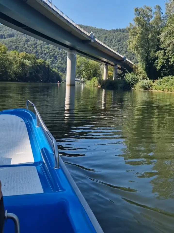 Alahna Stand up Paddling