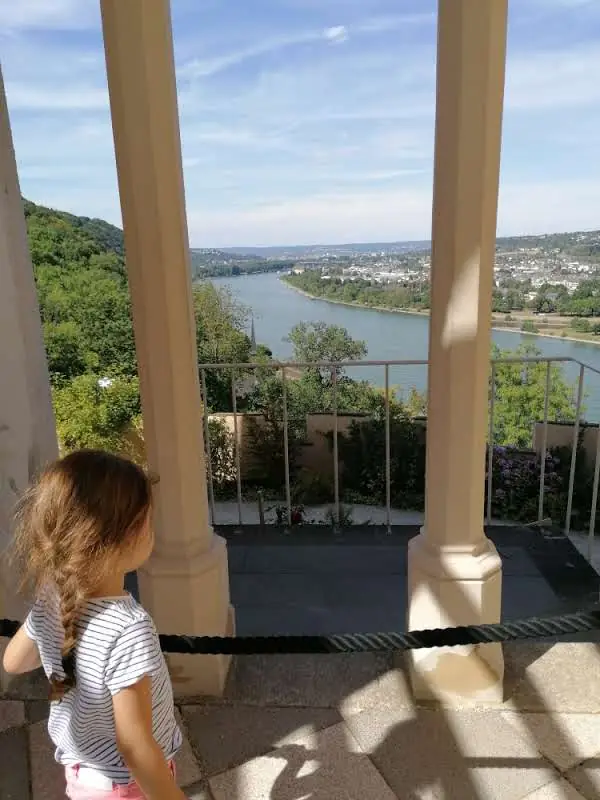 Burg Lahneck