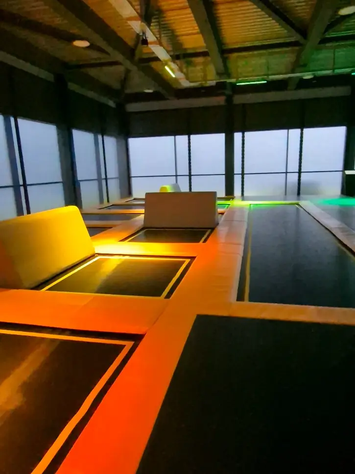 Cube Jump & Funpark